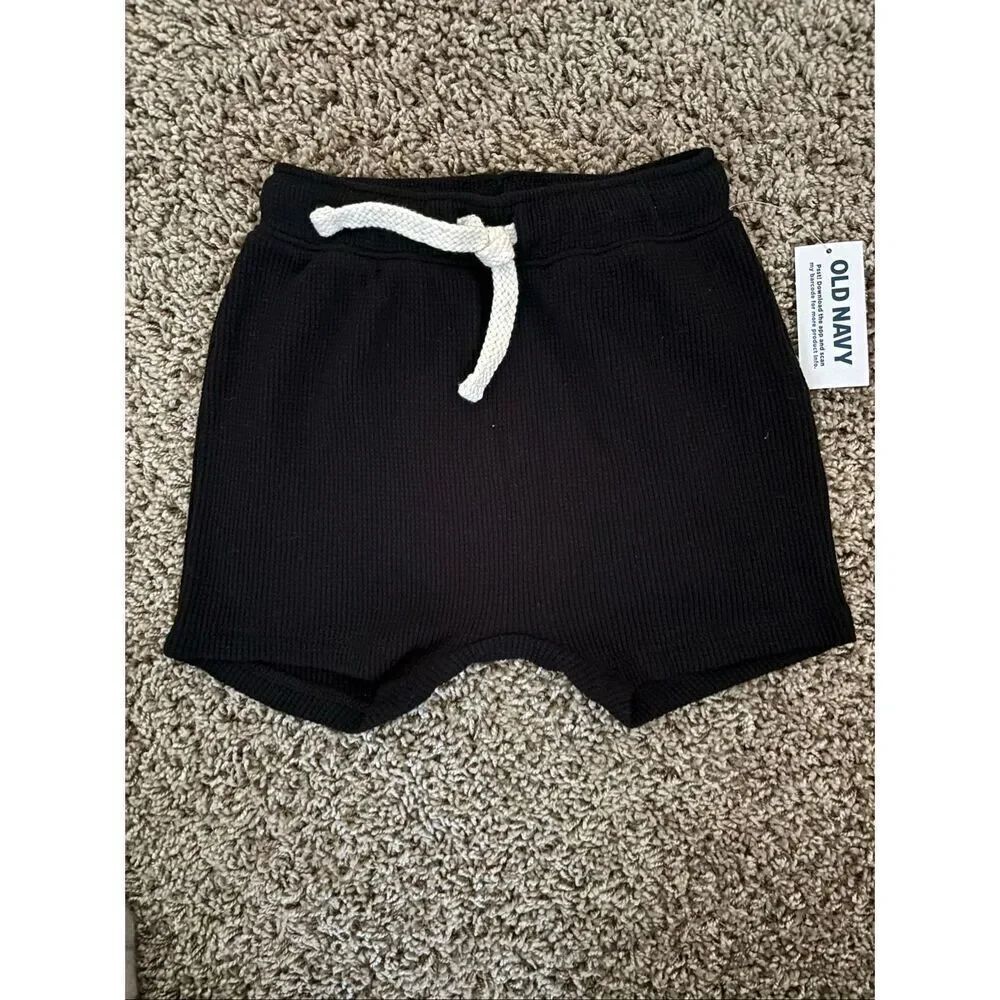 ❤️Old Navy Waffle Knit Pull On Shorts 6-12M